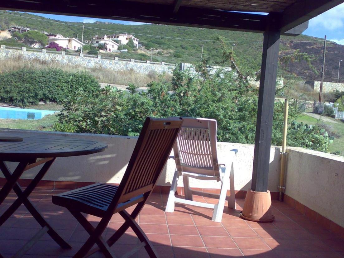 Nice Apartments In Waterfront Villa In Bosa Porto Alabe Tresnuraghes Exterior foto